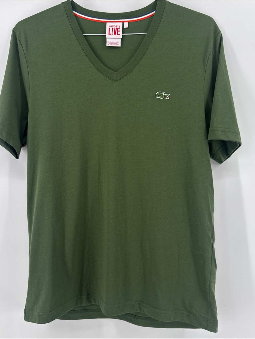 Lacoste LIVE Men's V-Neck Short Sleeve Tee in Olive